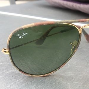 Perfect like new condition Ray Bans w case